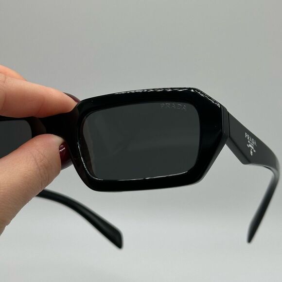 PRADA Sunglasses PRA12S 16K08Z Black/Dark Grey Unisex NEW - Picture 4 of 12